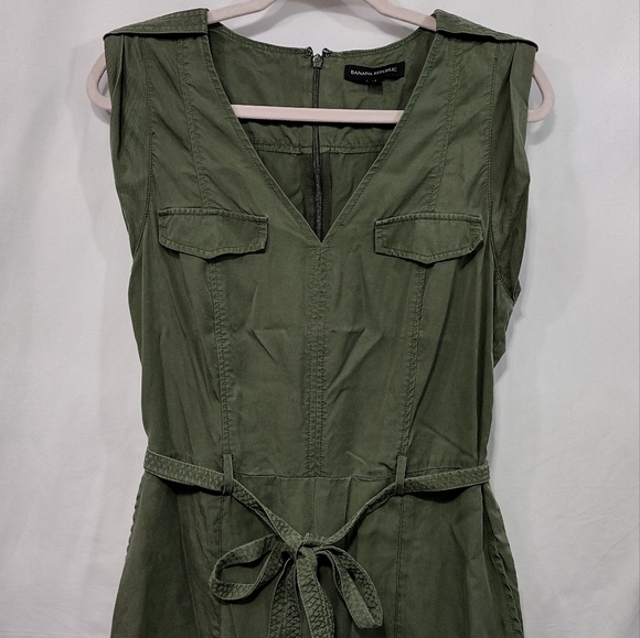 Banana Republic Classic Utility Jumpsuit Women's 14 Army Green Baggy Lagenlook - Picture 3 of 9